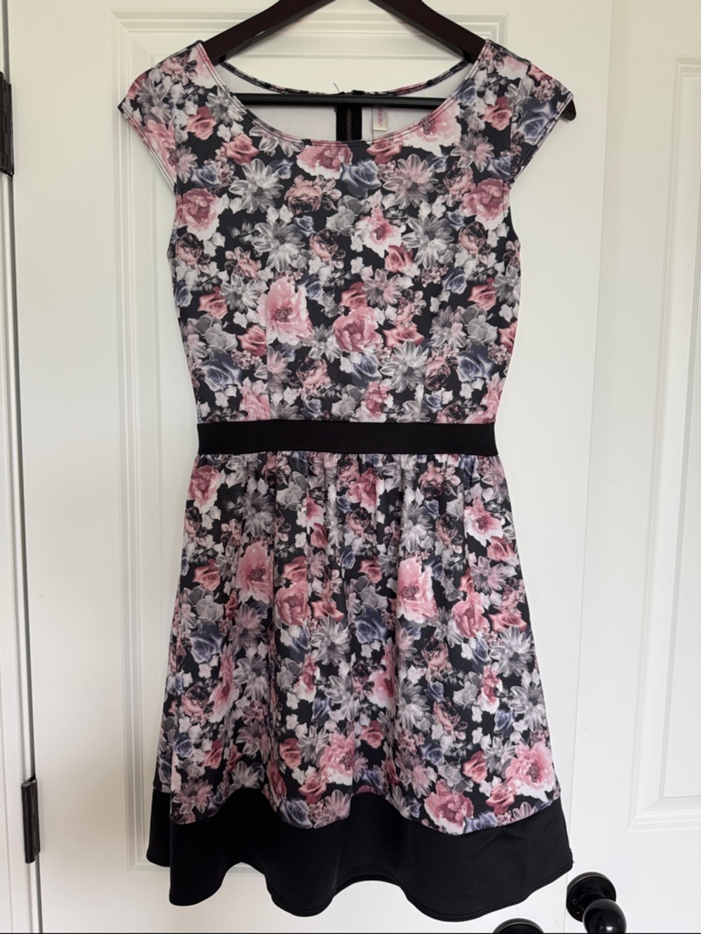 Xhilaration Floral Midi Dress in Pink, Gray, Black